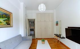 Sunny All Day Apartment Near Athens City Center